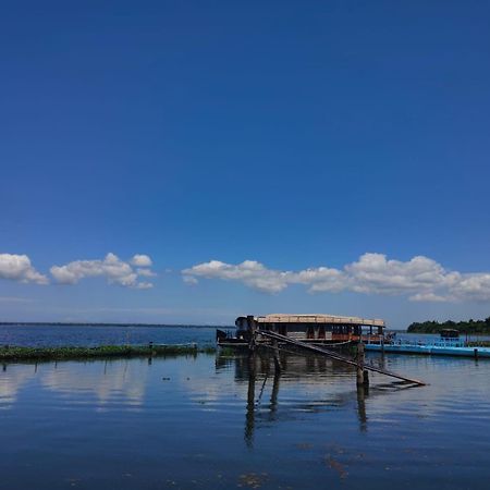 Water Scapes Kumarakom Exterior foto