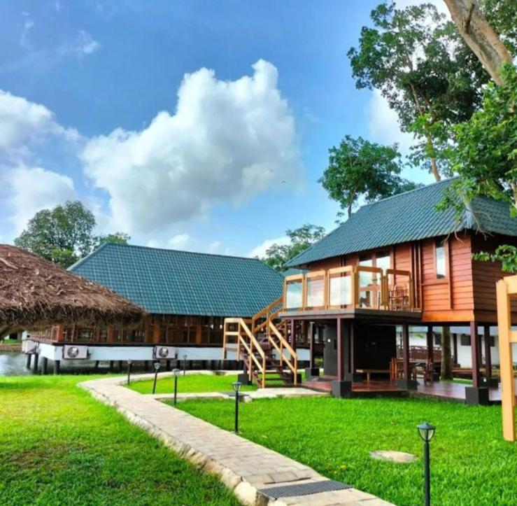 Water Scapes Kumarakom Exterior foto