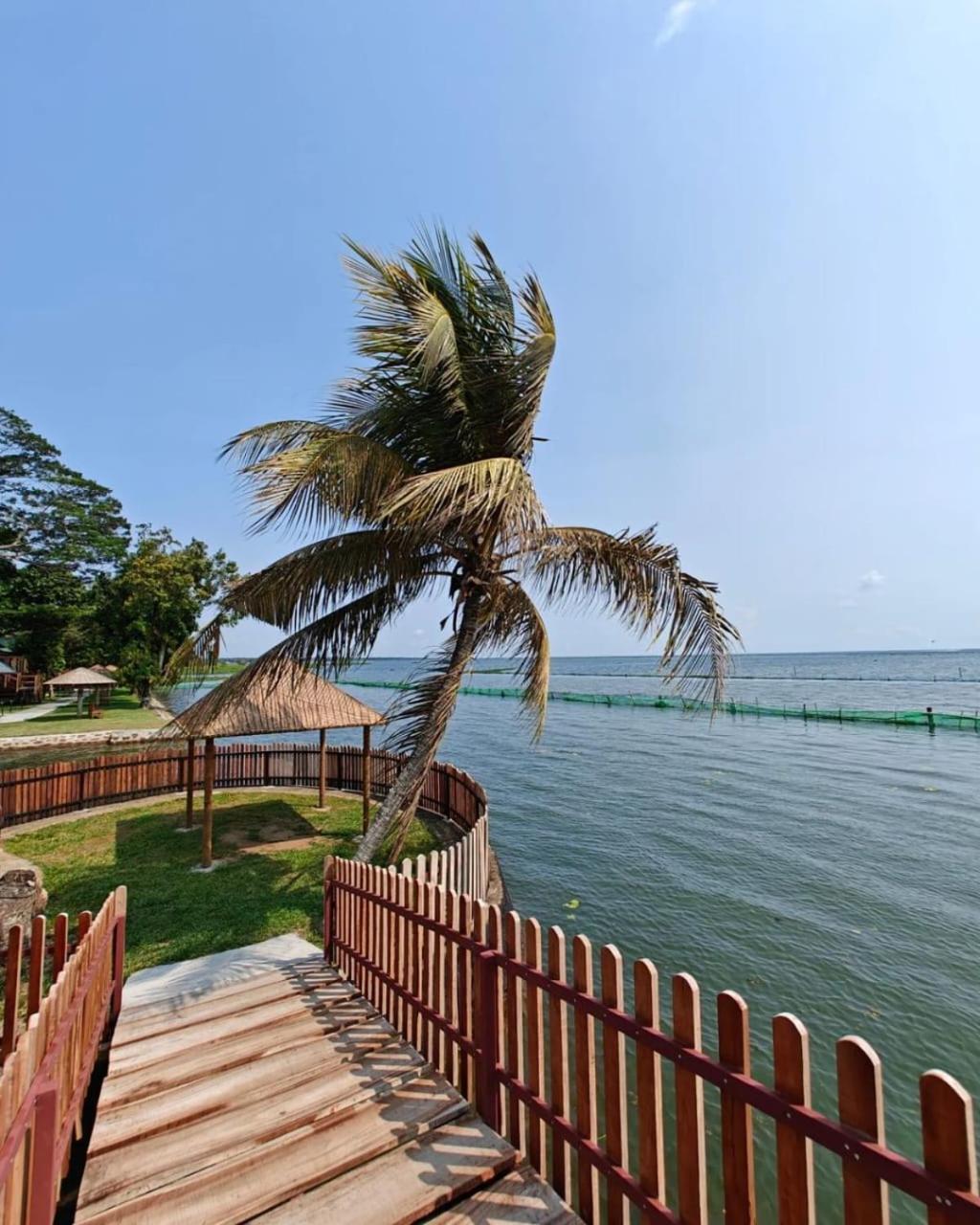 Water Scapes Kumarakom Exterior foto
