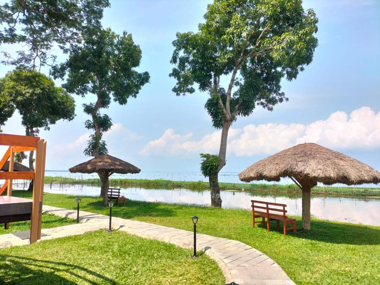 Water Scapes Kumarakom Exterior foto