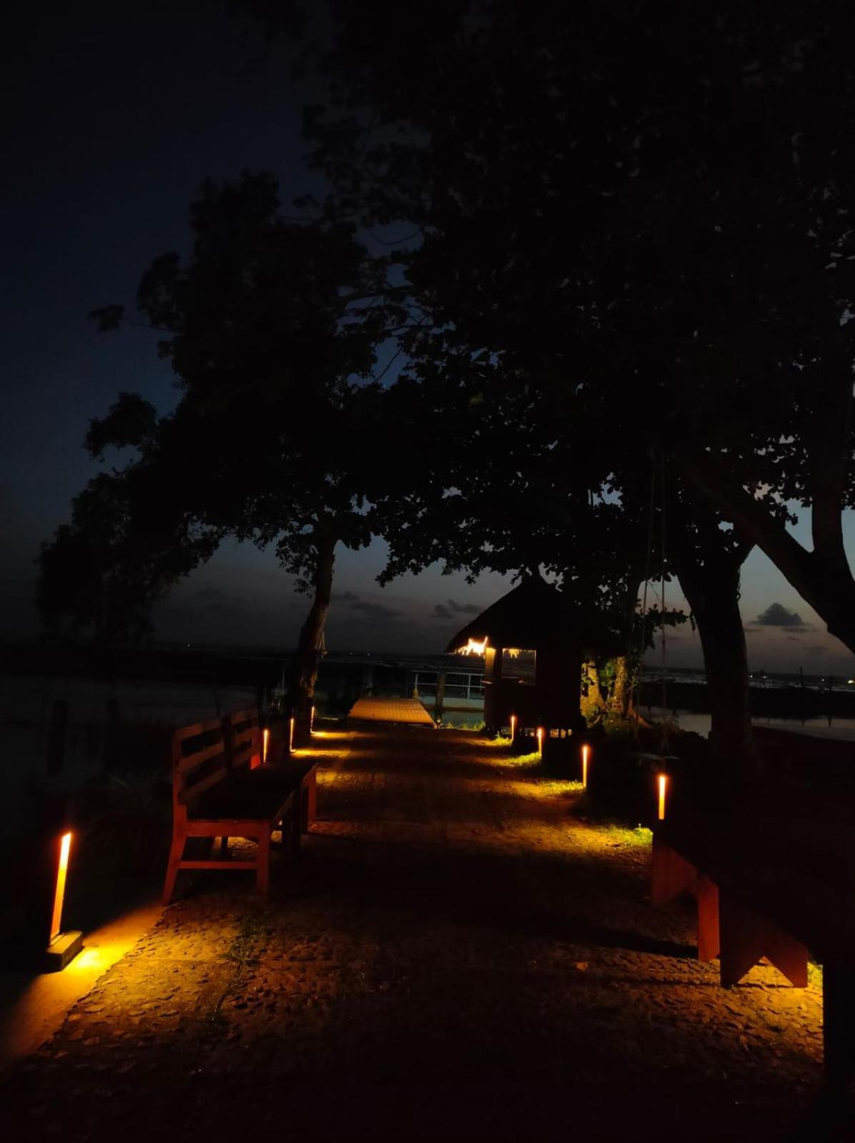 Water Scapes Kumarakom Exterior foto